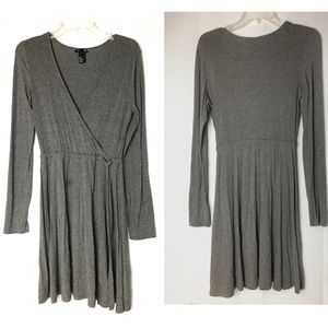 Women’s dress H&M gray Size S